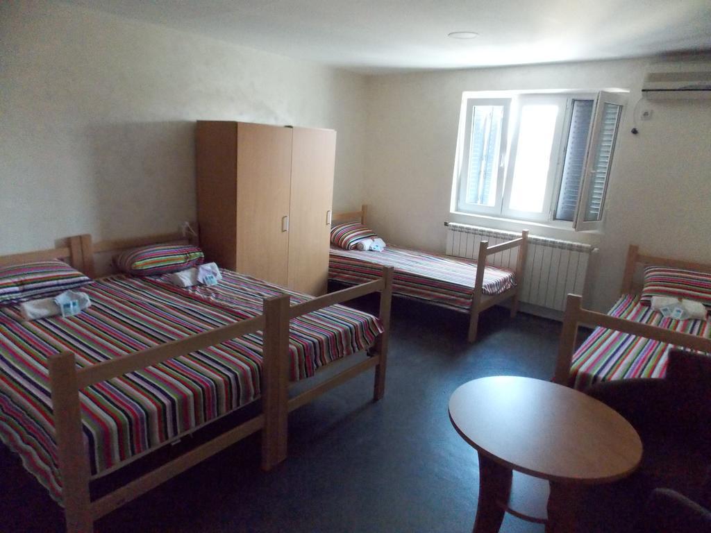 Guest House Miss Depolo Белград Екстериор снимка