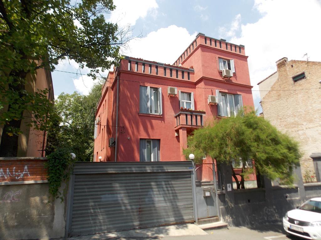Guest House Miss Depolo Белград Екстериор снимка